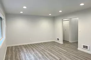 2040 11th St, Florence, OR 97439 - Photo 10