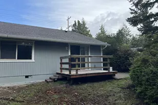 2040 11th St, Florence, OR 97439 - Photo 40