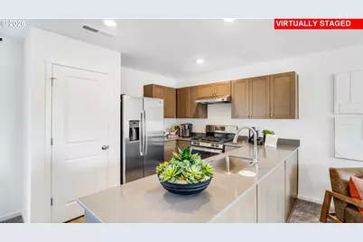 5761 Bainbridge Rd, Eugene, OR 97402 - Photo 6