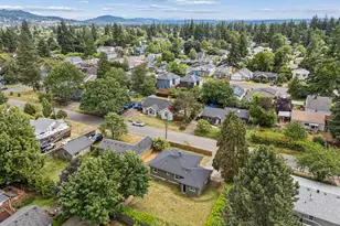 5811 SE Henderson St, Portland, OR 97206 - Photo 26