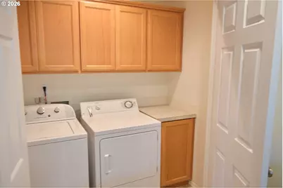2412 NW Meadows Dr, McMinnville, OR 97128 - Photo 30