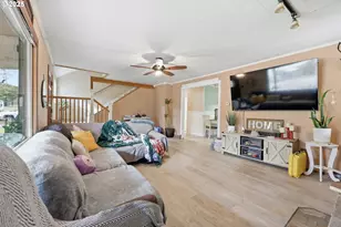 80107 Pioneer St, Tygh Valley, OR 97063 - Photo 10