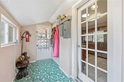 80107 Pioneer St, Tygh Valley, OR 97063 - Photo 22