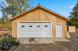 80107 Pioneer St, Tygh Valley, OR 97063 - Photo 6