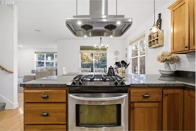 1674 Gilham Rd, Eugene, OR 97401 - Photo 18