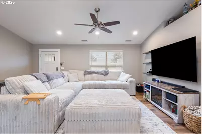 645 SE Garden Way Dr, Winston, OR 97496 - Photo 8