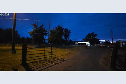 80744 Wagon Wheel Loop, Irrigon, OR 97844 - Photo 12