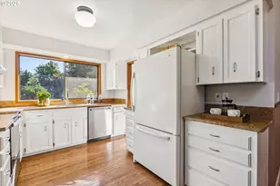 2583 Pimlico Dr, West Linn, OR 97068 - Photo 10