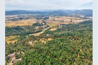 900 Mulberry Ln, Roseburg, OR 97471 - Photo 18