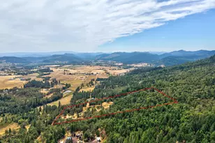 900 Mulberry Ln, Roseburg, OR 97471 - Photo 42