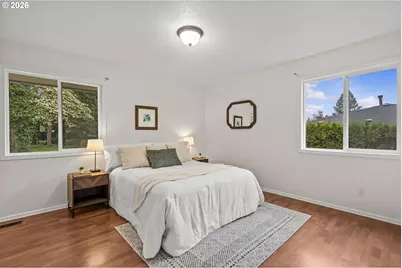 701 NE 194th Ave, Portland, OR 97230 - Photo 14