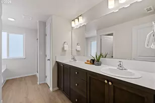 5275 Holly St, Springfield, OR 97478 - Photo 10
