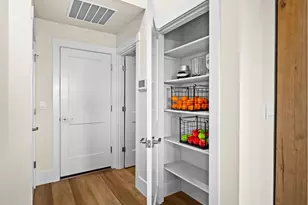 18300 SW Alderwood Dr, Beaverton, OR 97003 - Photo 14