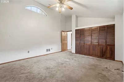 7453 N Stockton Ave, Portland, OR 97203 - Photo 18