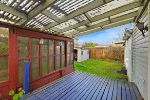 7453 N Stockton Ave, Portland, OR 97203 - Photo 30