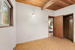 15094 Creek View Ln, Vernonia, OR 97064 - Photo 18