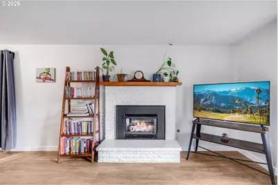 310 NE 170th Ave, Portland, OR 97230 - Photo 6