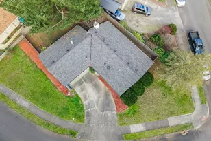 310 NE 170th Ave, Portland, OR 97230 - Photo 2