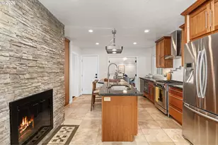 4205 SE Washington St, Milwaukie, OR 97222 - Photo 10