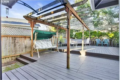 16379 NW Charlais St, Beaverton, OR 97006 - Photo 32