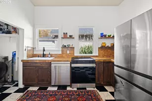 226 N Page St, Portland, OR 97227 - Photo 24