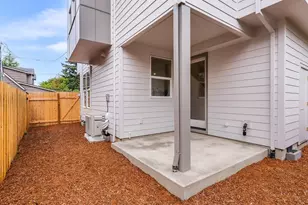 5965 NE Hancock St, Portland, OR 97213 - Photo 14