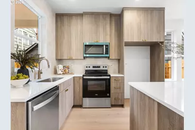 5965 NE Hancock St, Portland, OR 97213 - Photo 6