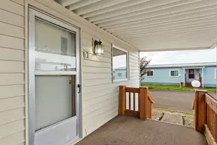 2901 E 2nd St, Newberg, OR 97132 - Photo 10