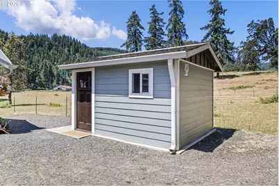 1462 Schad Rd, Elkton, OR 97436 - Photo 30