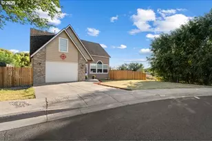 1448 SW Riverhill Dr, Hermiston, OR 97838 - Photo 4