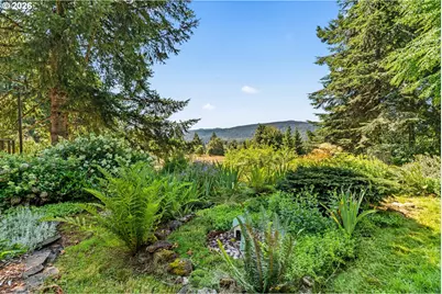 37600 Upper Camp Creek Rd, Springfield, OR 97478 - Photo 36