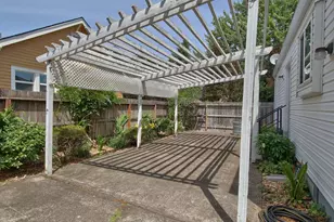 1035 NE Ford St, McMinnville, OR 97128 - Photo 38