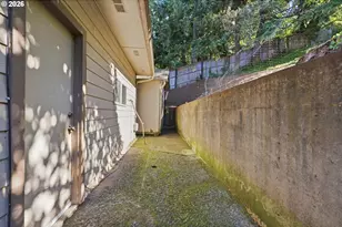 429 Stoneway Dr NW, Salem, OR 97304 - Photo 36