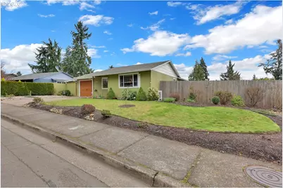 1435 W Harrison Ave, Cottage Grove, OR 97424 - Photo 2