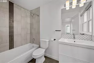 2813 SE Hawthorne Blvd, Portland, OR 97214 - Photo 24