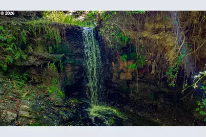 [Address not provided], Astoria, OR 97103 - Photo 46