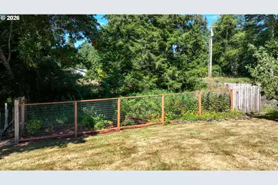[Address not provided], Astoria, OR 97103 - Photo 36