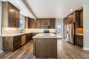 662 Brooks Loop, Sutherlin, OR 97479 - Photo 10