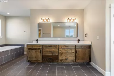 662 Brooks Loop, Sutherlin, OR 97479 - Photo 22