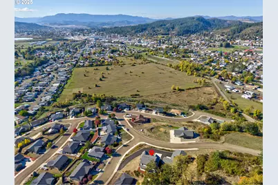 662 Brooks Loop, Sutherlin, OR 97479 - Photo 42