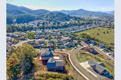 662 Brooks Loop, Sutherlin, OR 97479 - Photo 46
