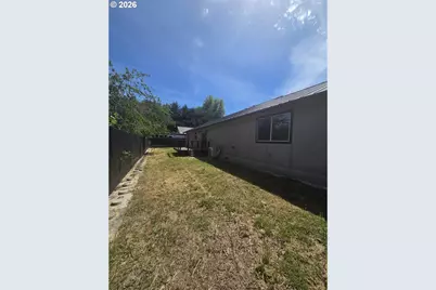 5137 Grange Rd, Roseburg, OR 97471 - Photo 16