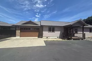5137 Grange Rd, Roseburg, OR 97471 - Photo 2