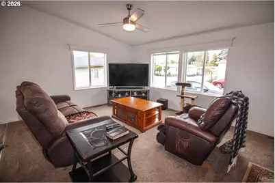 1901 SE Minter Bridge Rd #34, Hillsboro, OR 97123 - Photo 4