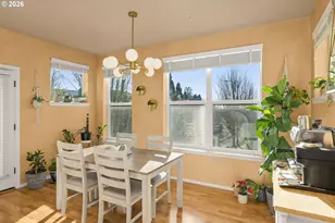 2754 NW Kennedy Ct, Portland, OR 97229 - Photo 10