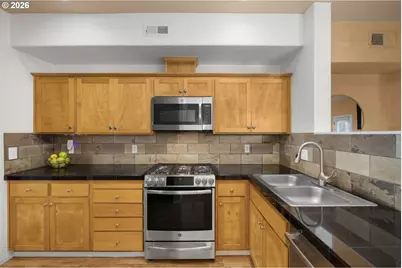 2754 NW Kennedy Ct, Portland, OR 97229 - Photo 14