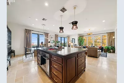 3328 SW Barbur Blvd #5, Portland, OR 97239 - Photo 6