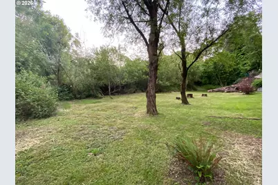 957 SW Fellows St, McMinnville, OR 97128 - Photo 34