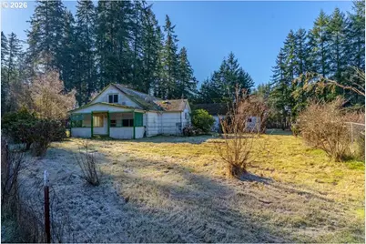 39388 River Dr, Lebanon, OR 97355 - Photo 1