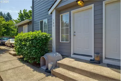 241 NW 25th St, Salem, OR 97301 - Photo 2